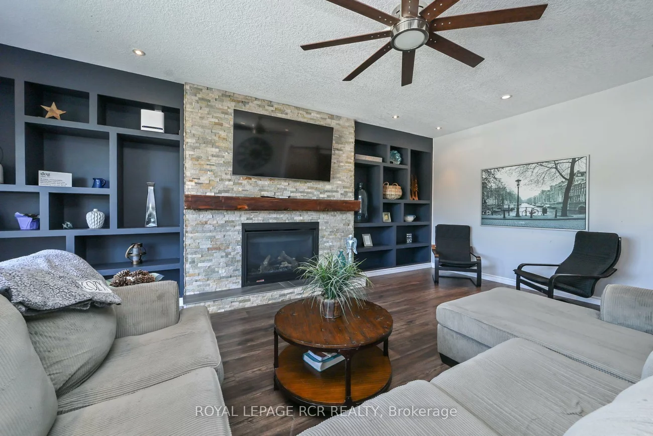 24, Tascona, Little Lake, Barrie