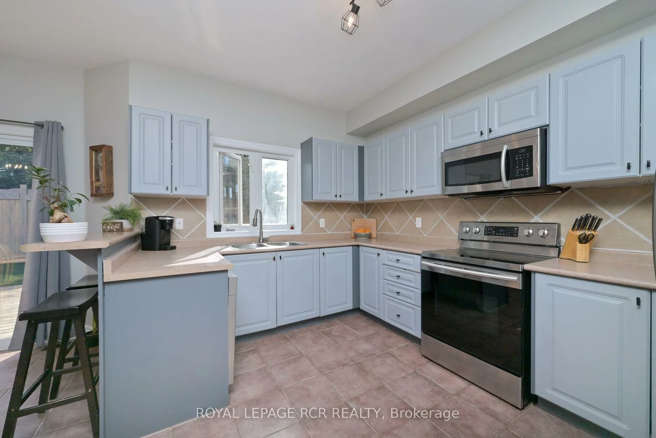 24, Tascona, Little Lake, Barrie