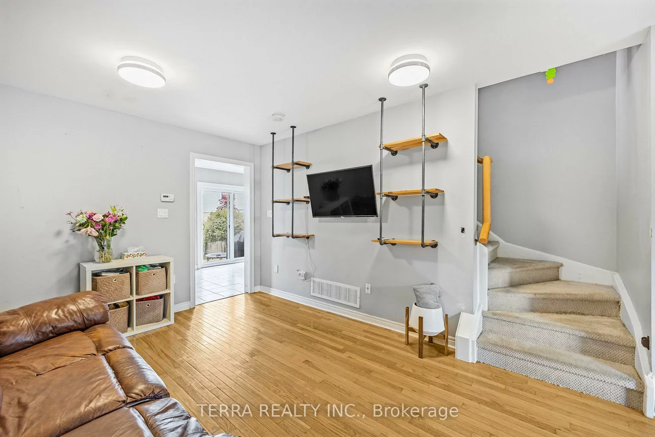 114, Thrushwood, 400 West, Barrie