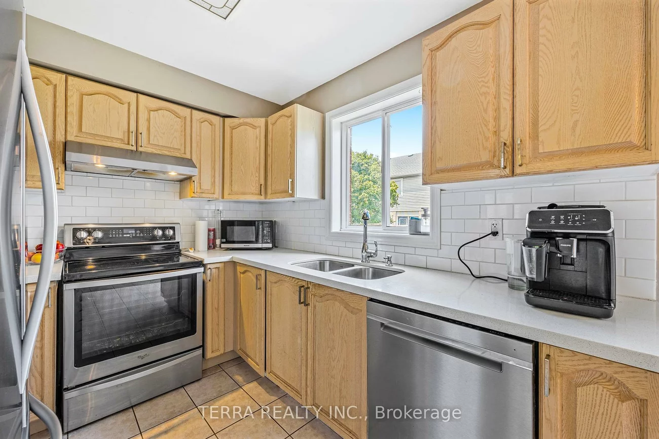 114, Thrushwood, 400 West, Barrie