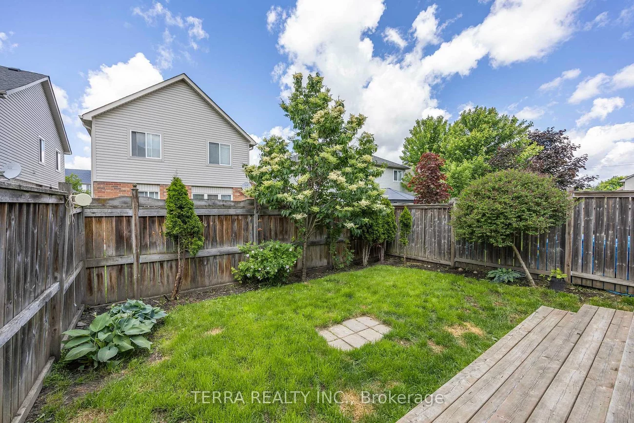 114, Thrushwood, 400 West, Barrie