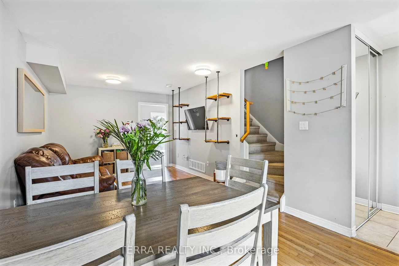 114, Thrushwood, 400 West, Barrie