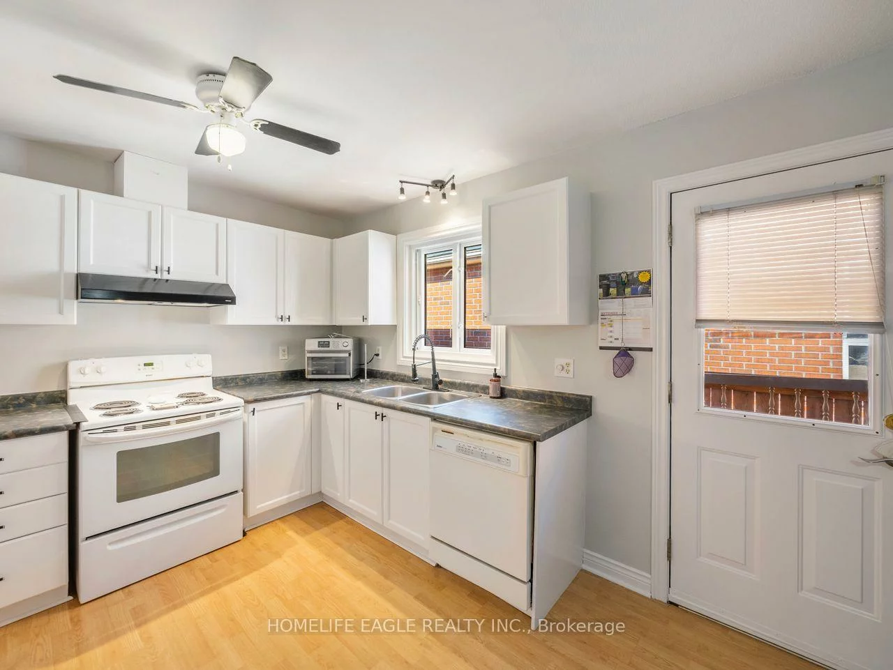 15, Brown Wood, Little Lake, Barrie