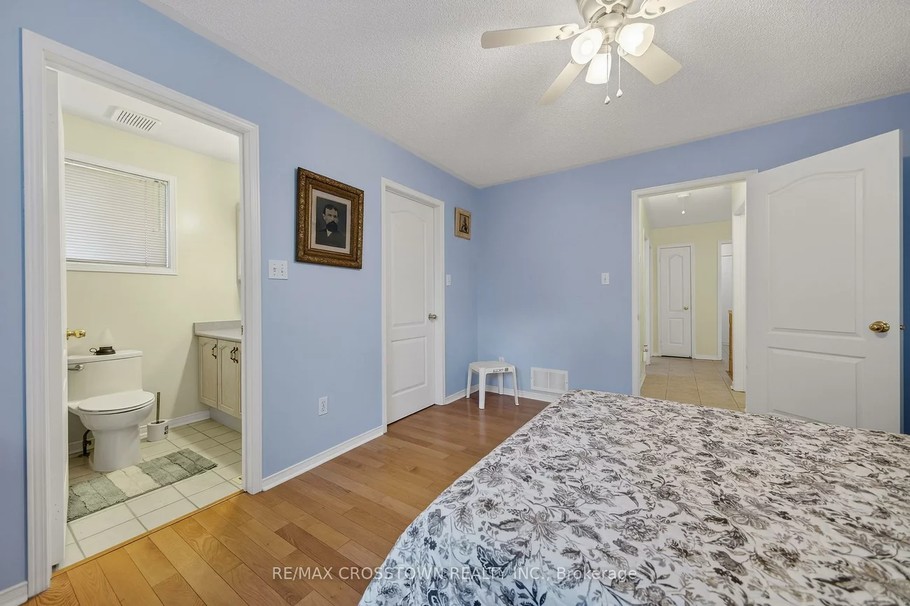 330, Harvie, Holly, Barrie