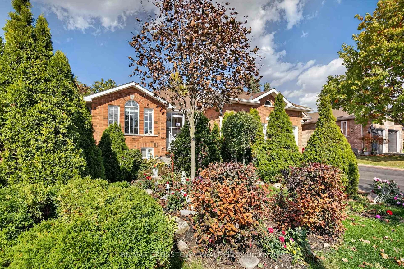 330, Harvie, Holly, Barrie