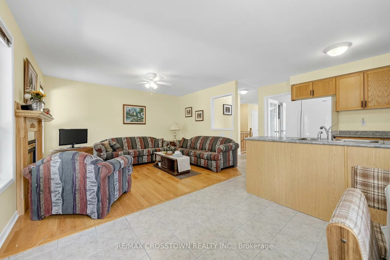 330, Harvie, Holly, Barrie