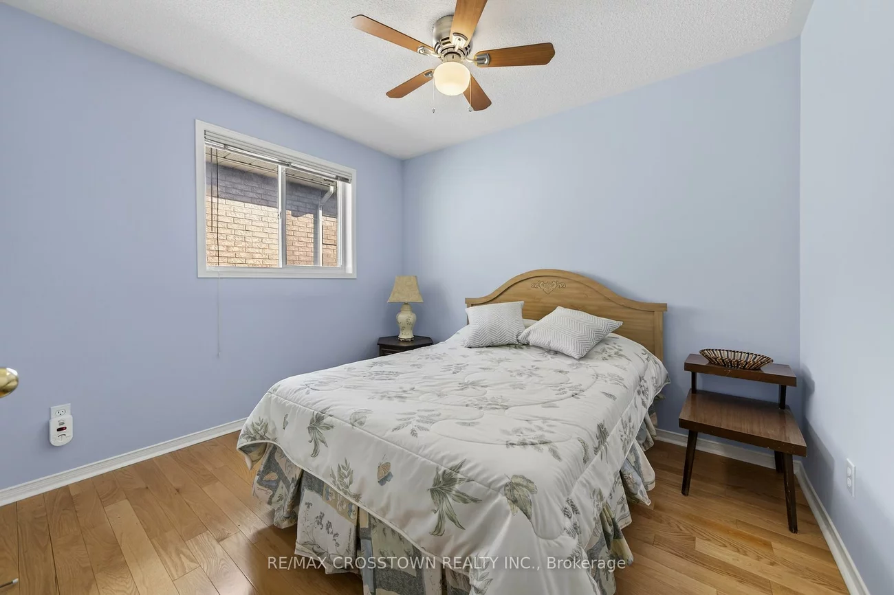 330, Harvie, Holly, Barrie