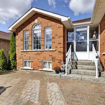 330, Harvie, Holly, Barrie