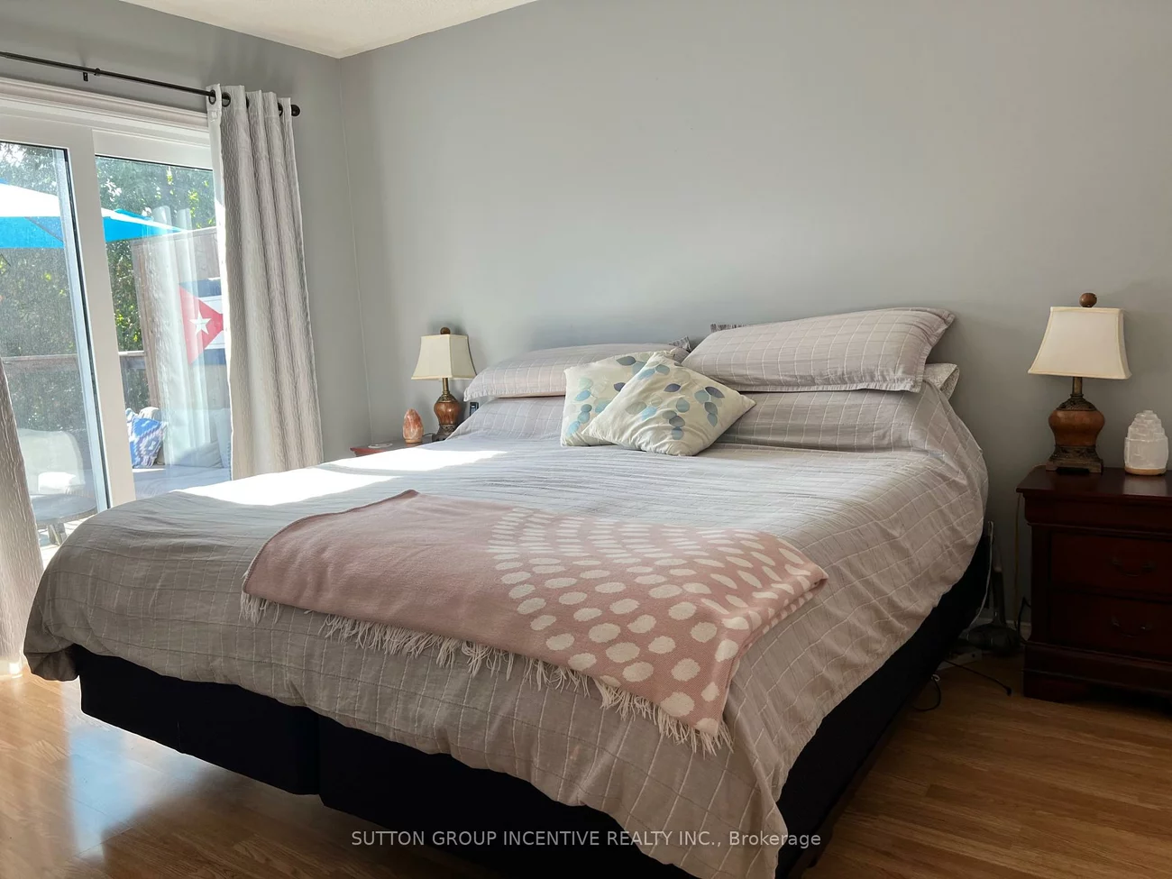 49, Felt, Bayshore, Barrie