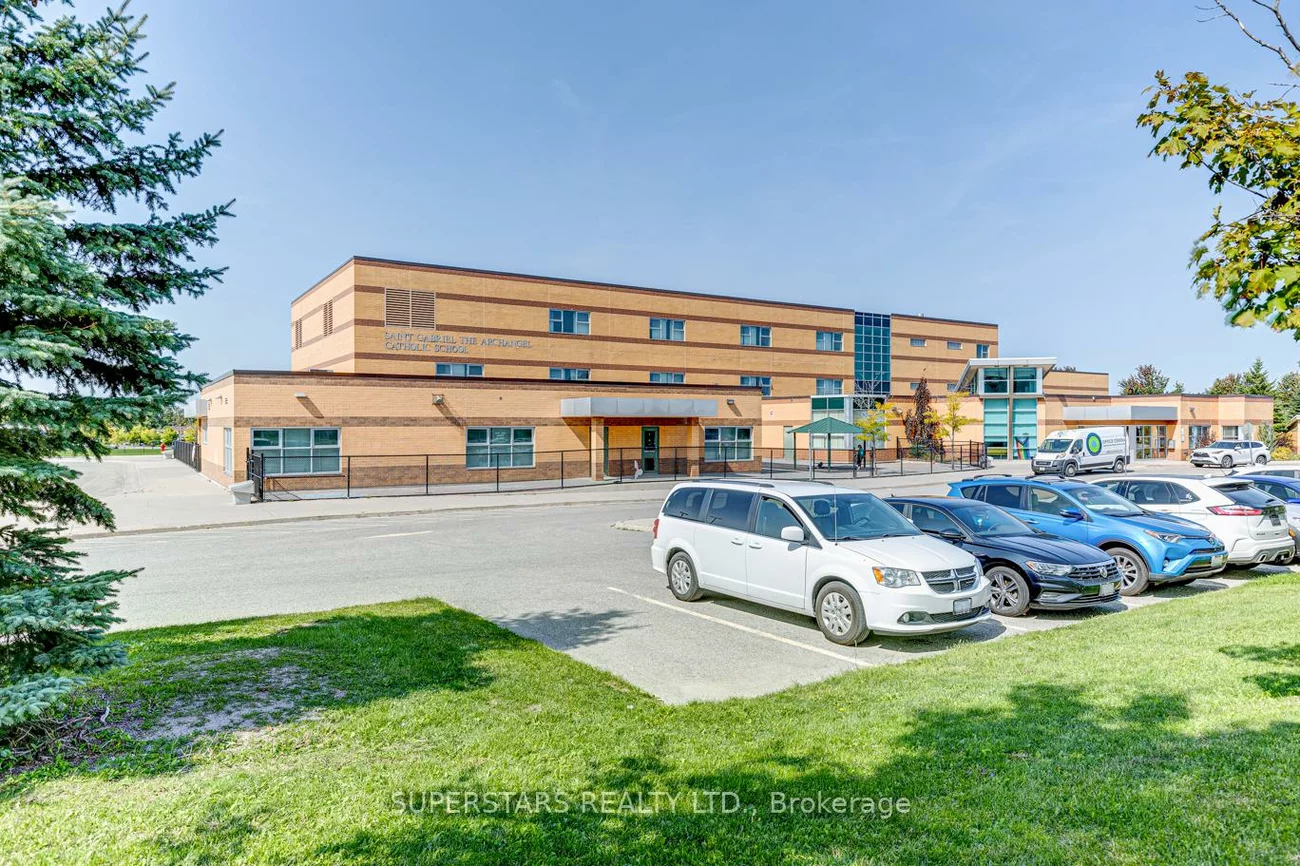 46, Majesty, Innis-Shore, Barrie