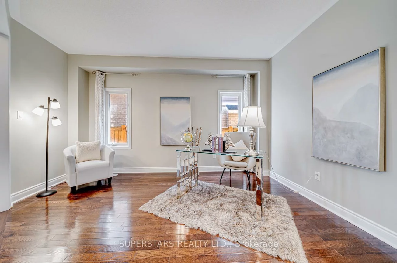 46, Majesty, Innis-Shore, Barrie