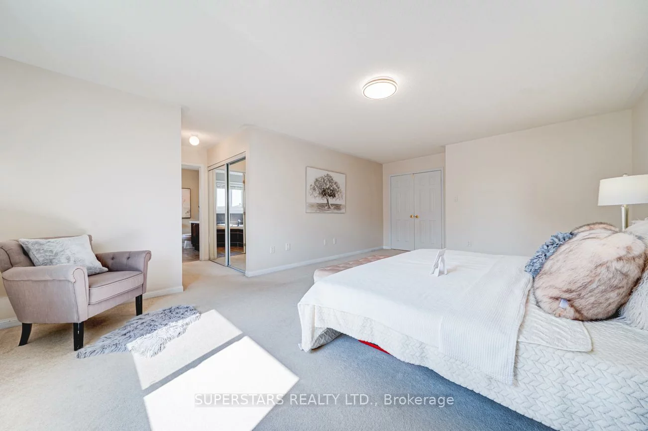 46, Majesty, Innis-Shore, Barrie