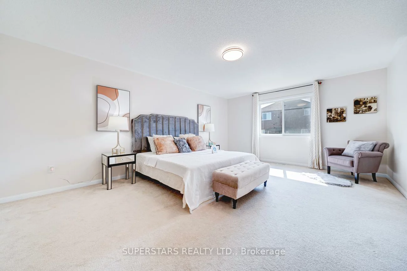 46, Majesty, Innis-Shore, Barrie