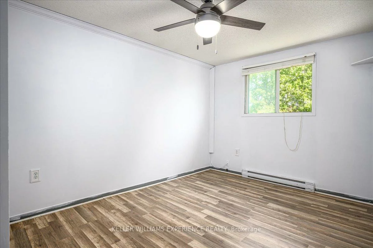 49, Laurie, Wellington, Barrie