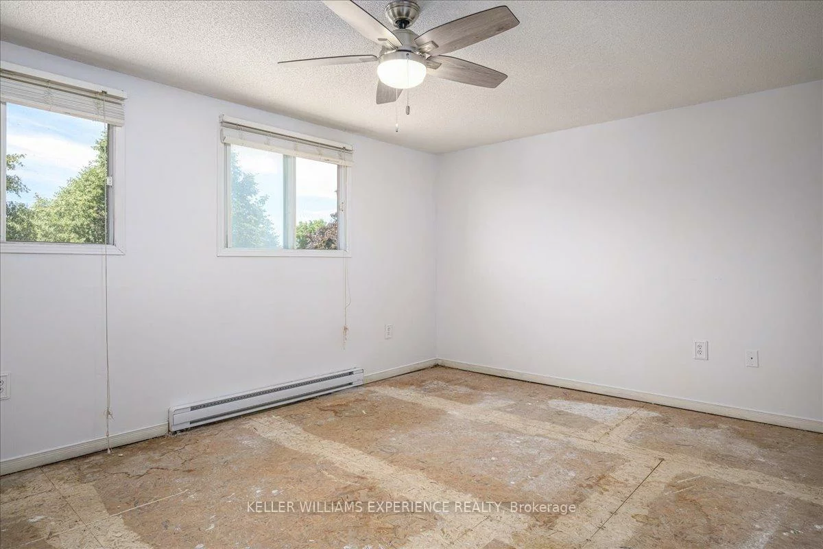 49, Laurie, Wellington, Barrie