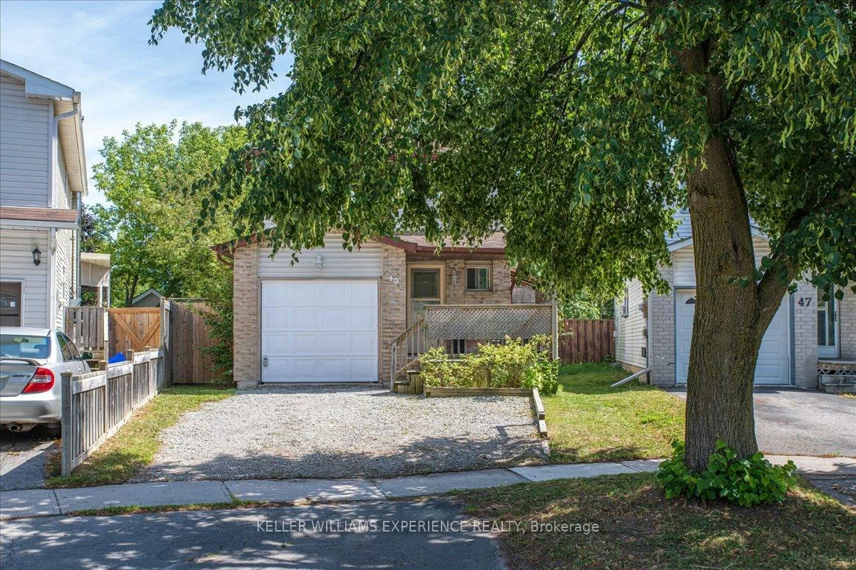 49, Laurie, Wellington, Barrie