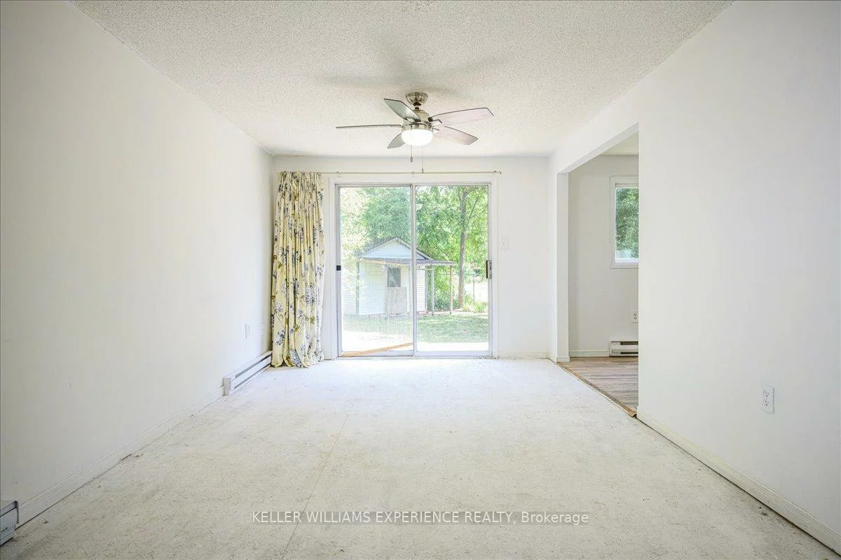 49, Laurie, Wellington, Barrie