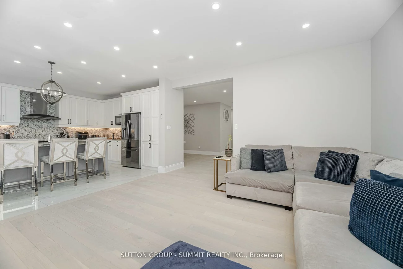 16, Westminster, Innis-Shore, Barrie