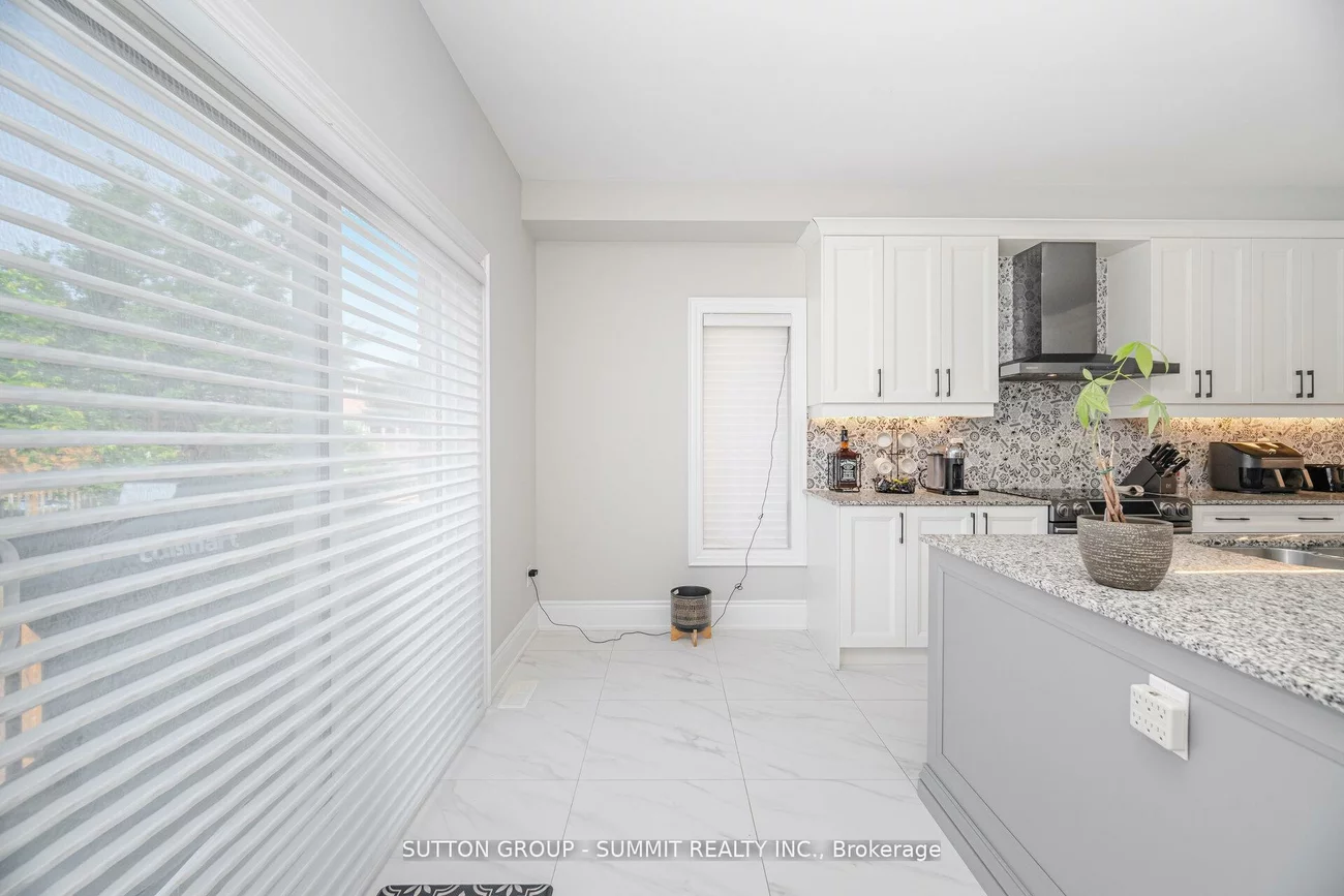 16, Westminster, Innis-Shore, Barrie