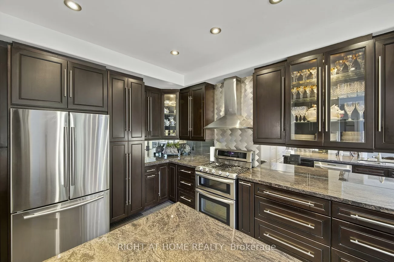 72, BIRKHALL, Innis-Shore, Barrie