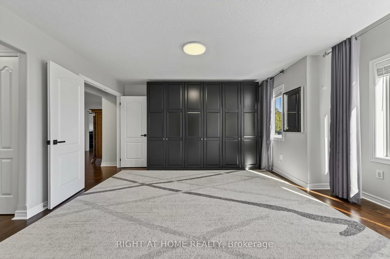 72, BIRKHALL, Innis-Shore, Barrie