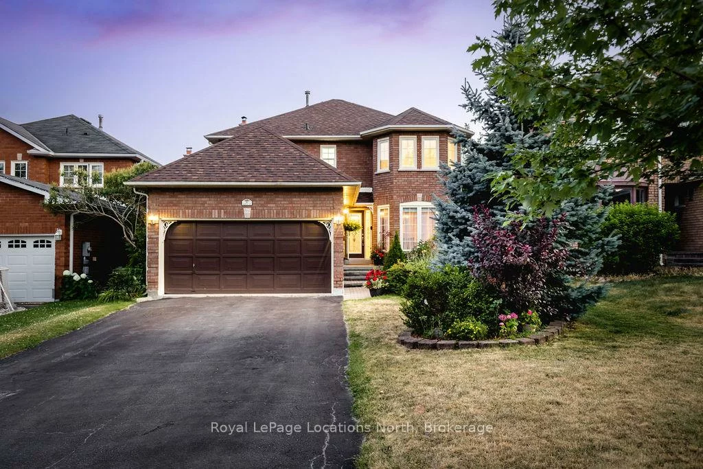 10, BARWICK, West Bayfield, Barrie
