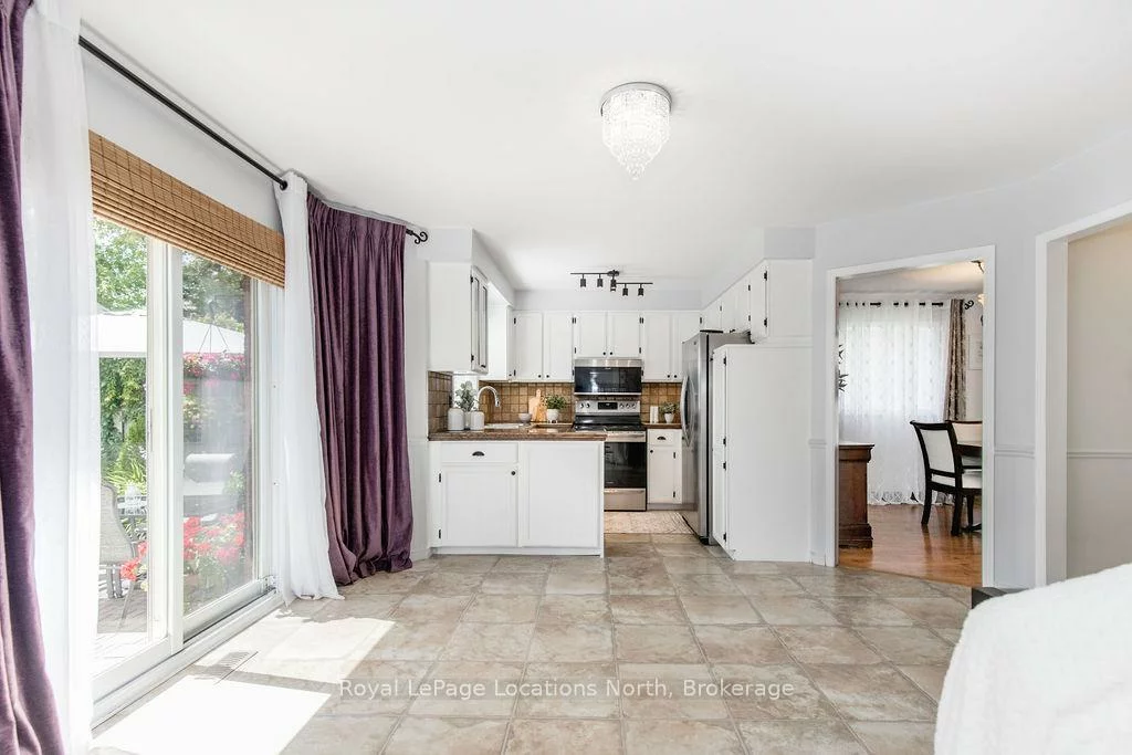 10, BARWICK, West Bayfield, Barrie