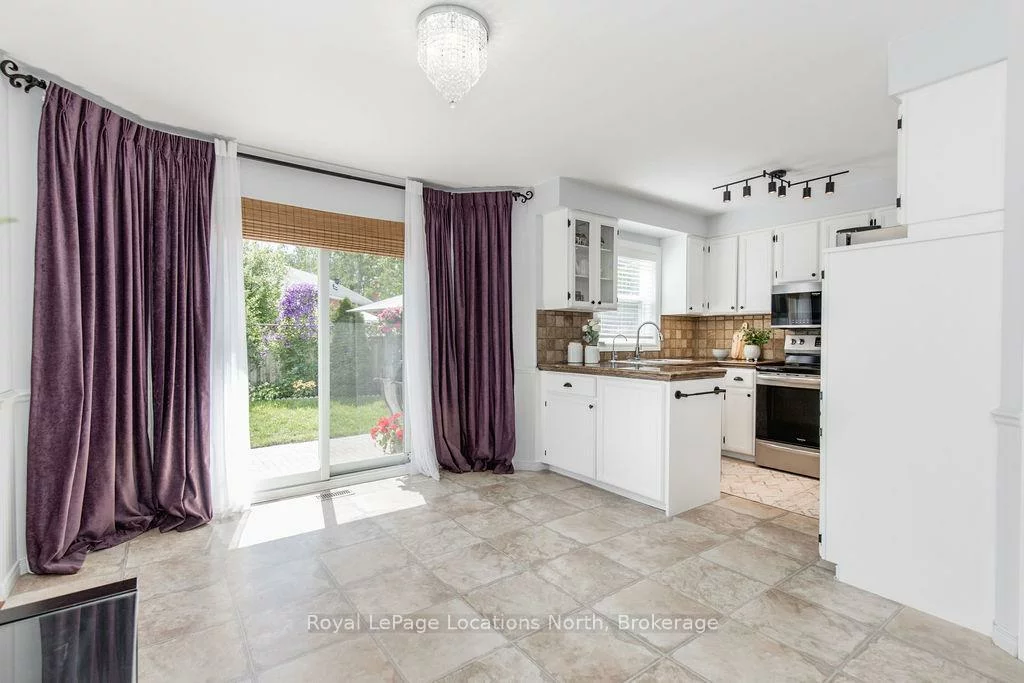 10, BARWICK, West Bayfield, Barrie