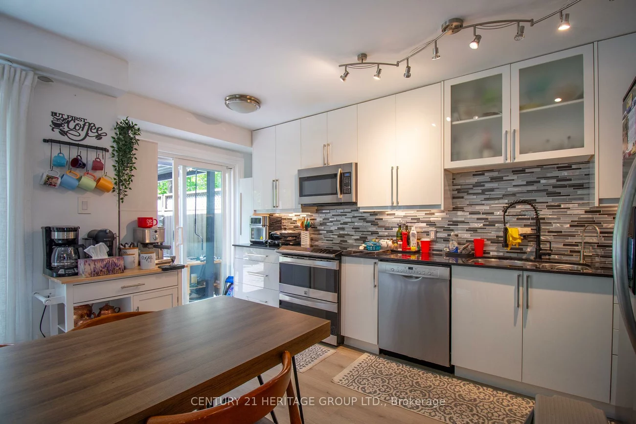 250, Ferndale, Ardagh, Barrie