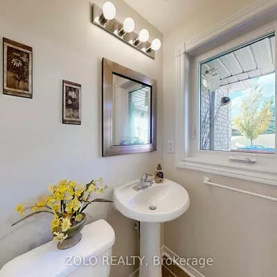 69, Lion's Gate, Little Lake, Barrie