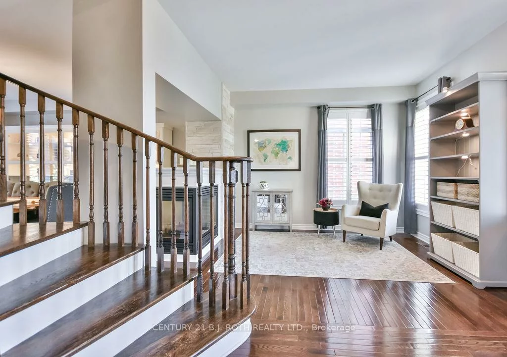 63, The Queensway, Innis-Shore, Barrie