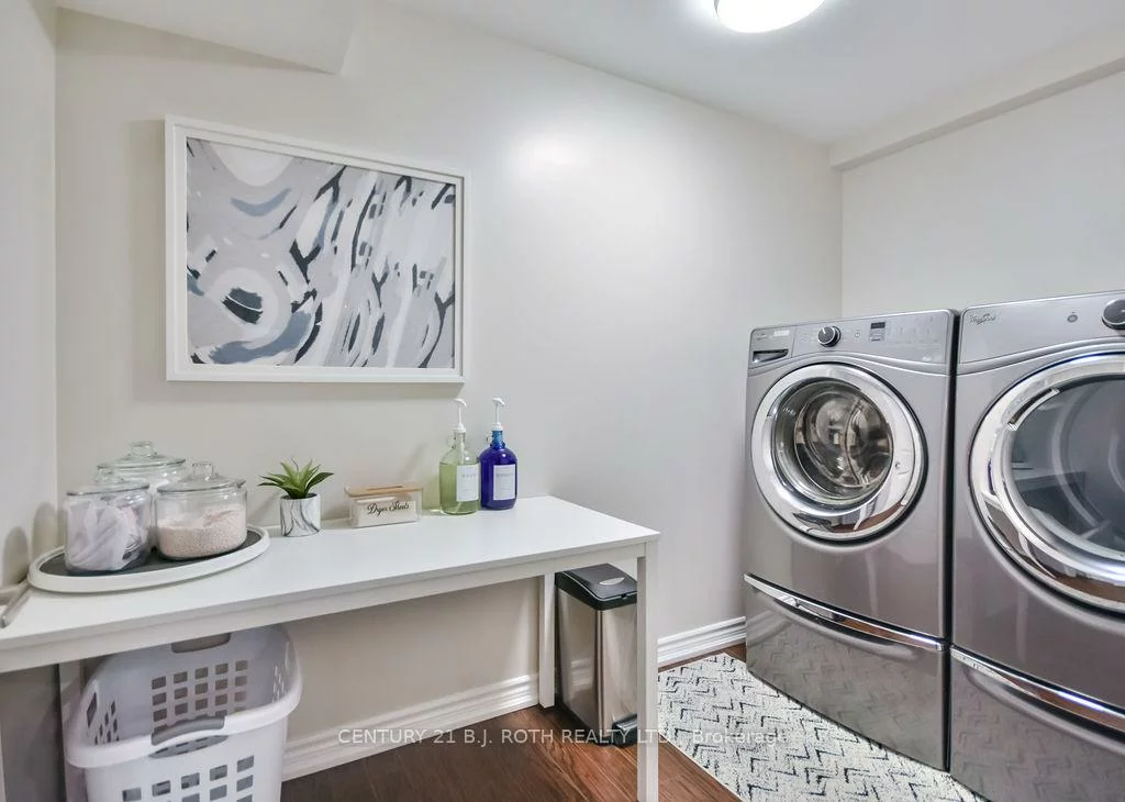 63, The Queensway, Innis-Shore, Barrie