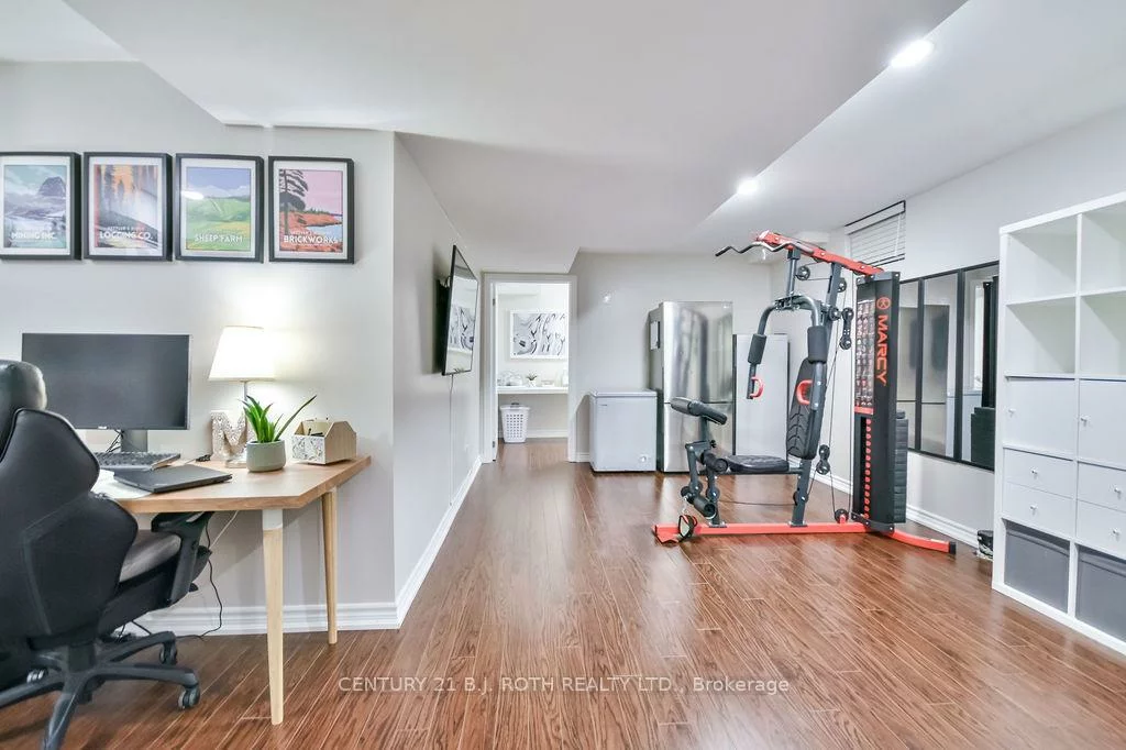 63, The Queensway, Innis-Shore, Barrie