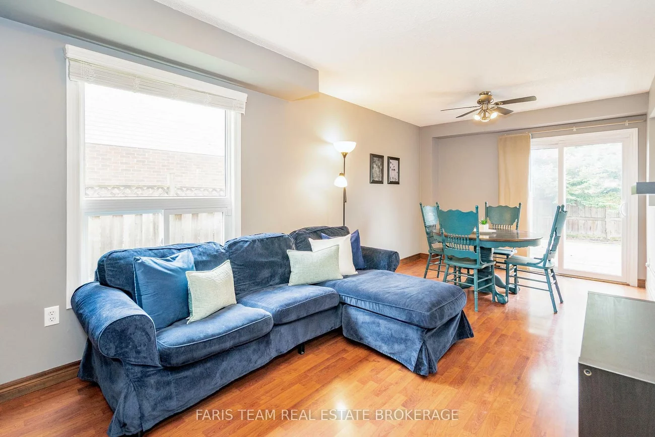 230, Kozlov, West Bayfield, Barrie
