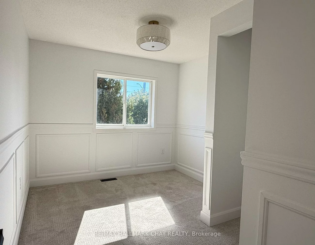 137, Courtney, Painswick South, Barrie