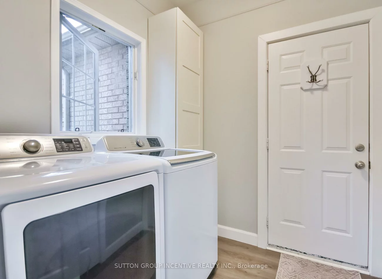 30, Bruce, Bayshore, Barrie