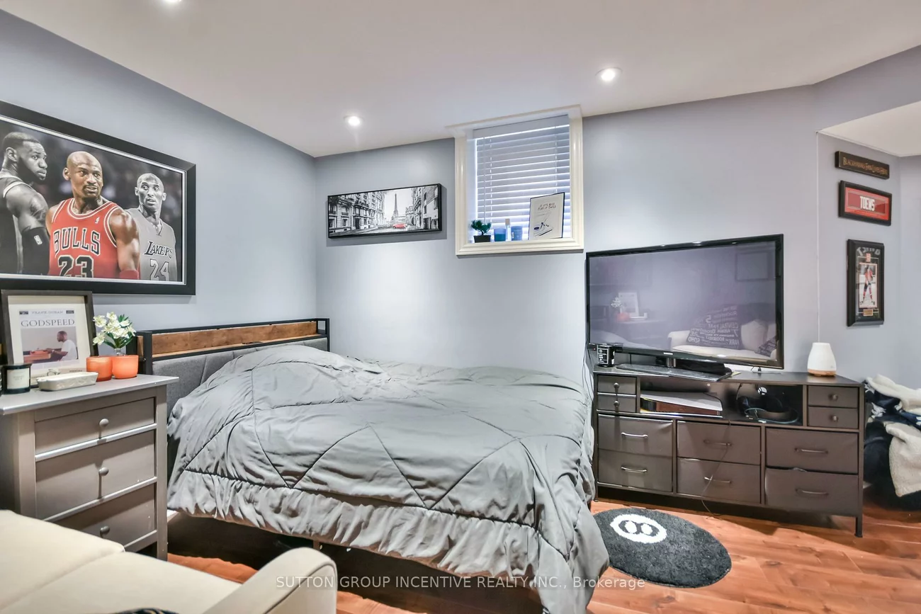 30, Bruce, Bayshore, Barrie