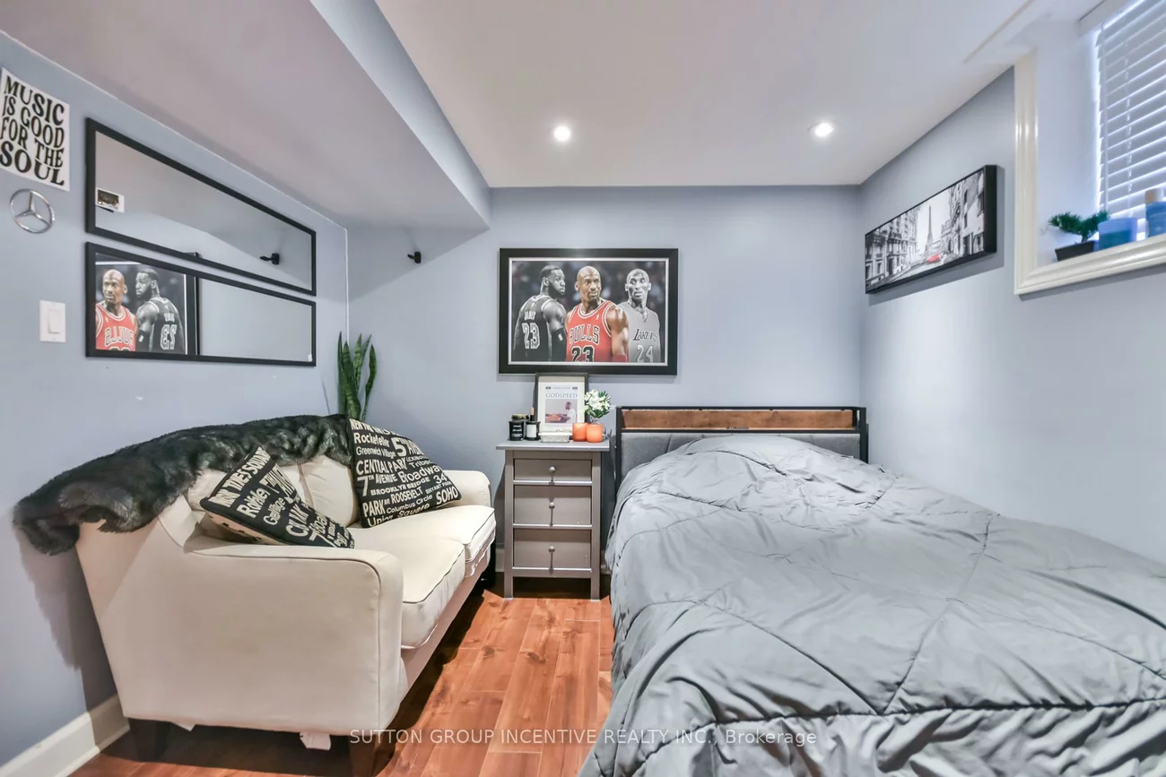 30, Bruce, Bayshore, Barrie