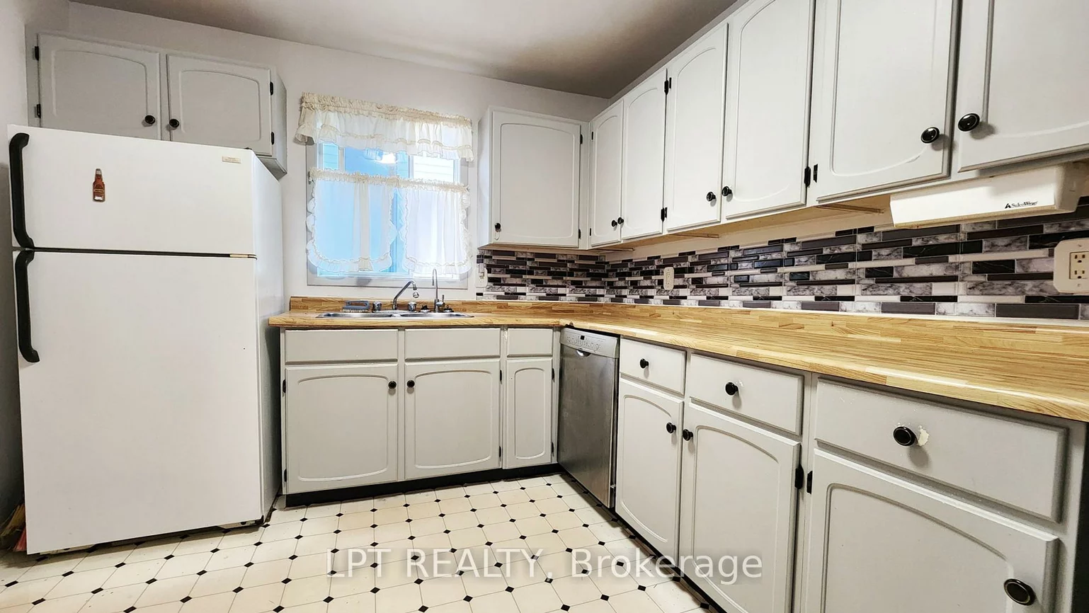 30, Mcconkey, Allandale Heights, Barrie