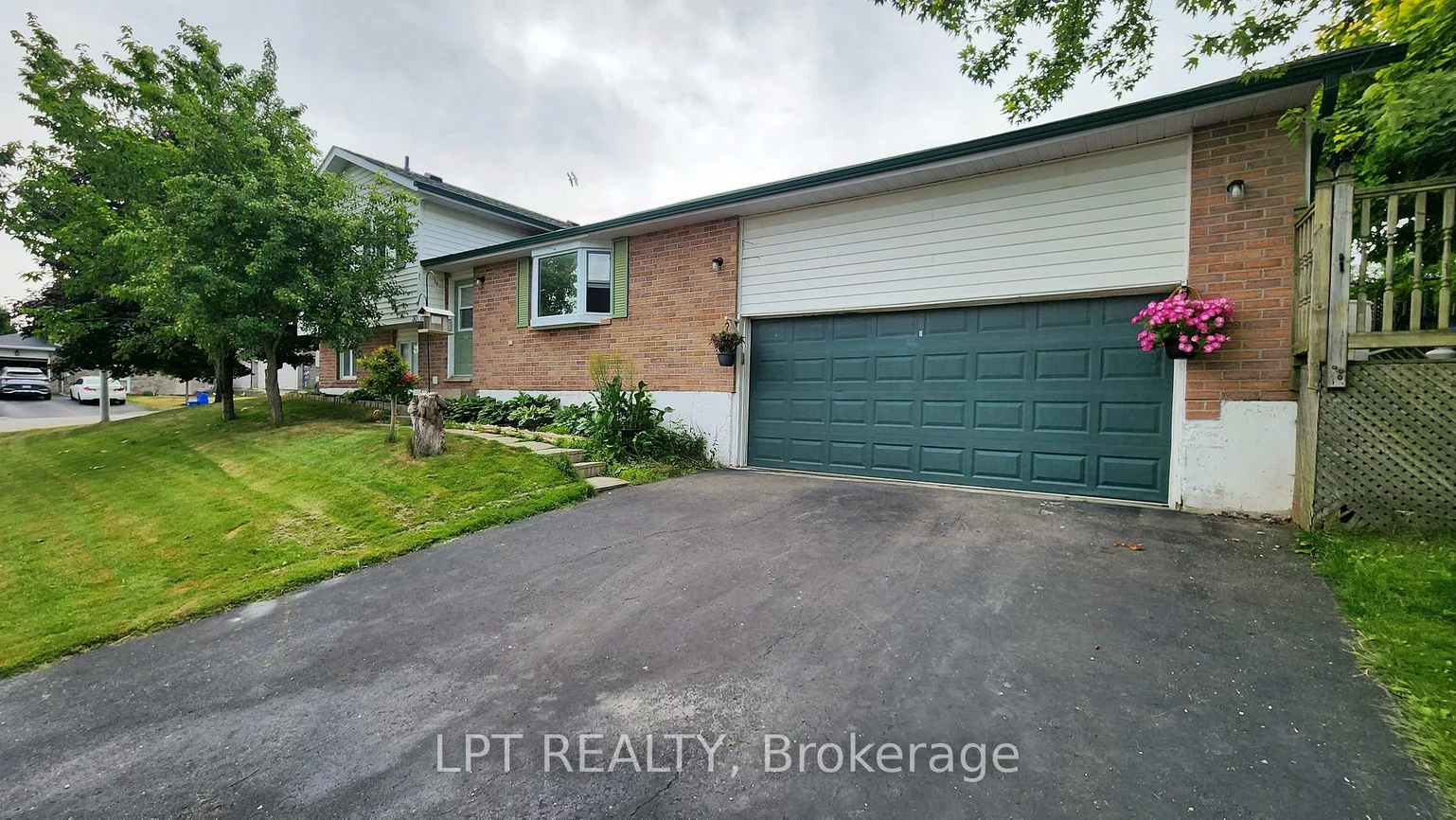 30, Mcconkey, Allandale Heights, Barrie