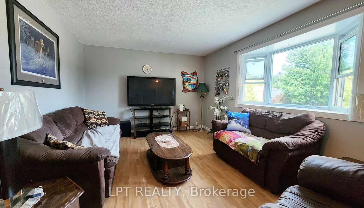 30, Mcconkey, Allandale Heights, Barrie