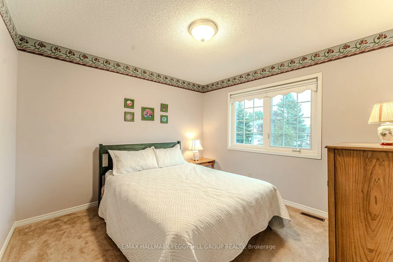 44, Cardinal, Cundles East, Barrie