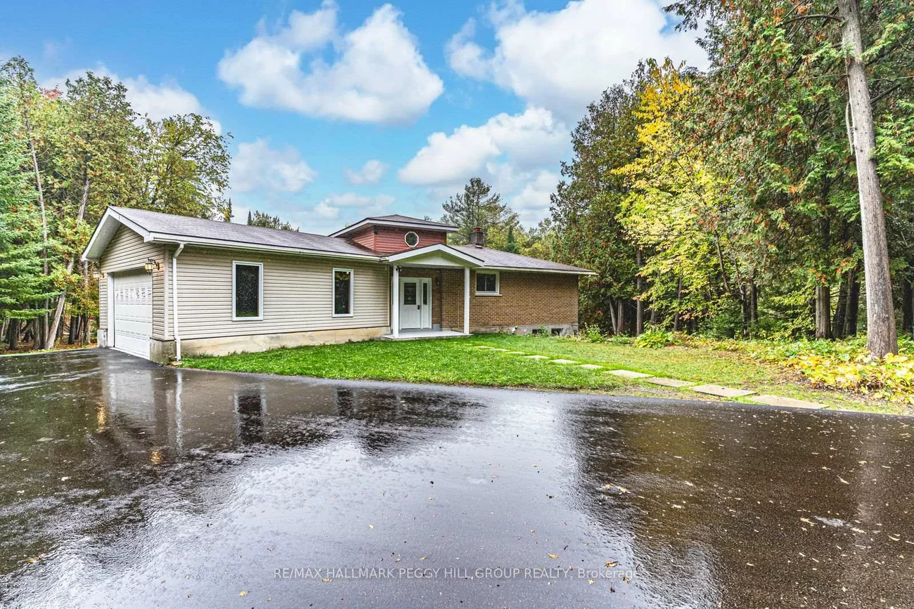 537, Huronia, 400 East, Barrie