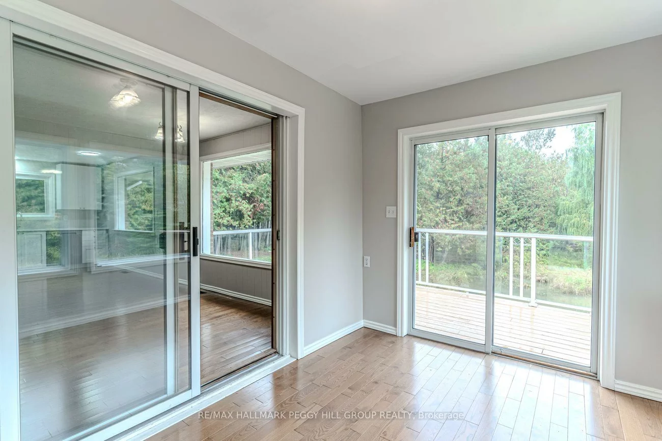 537, Huronia, 400 East, Barrie