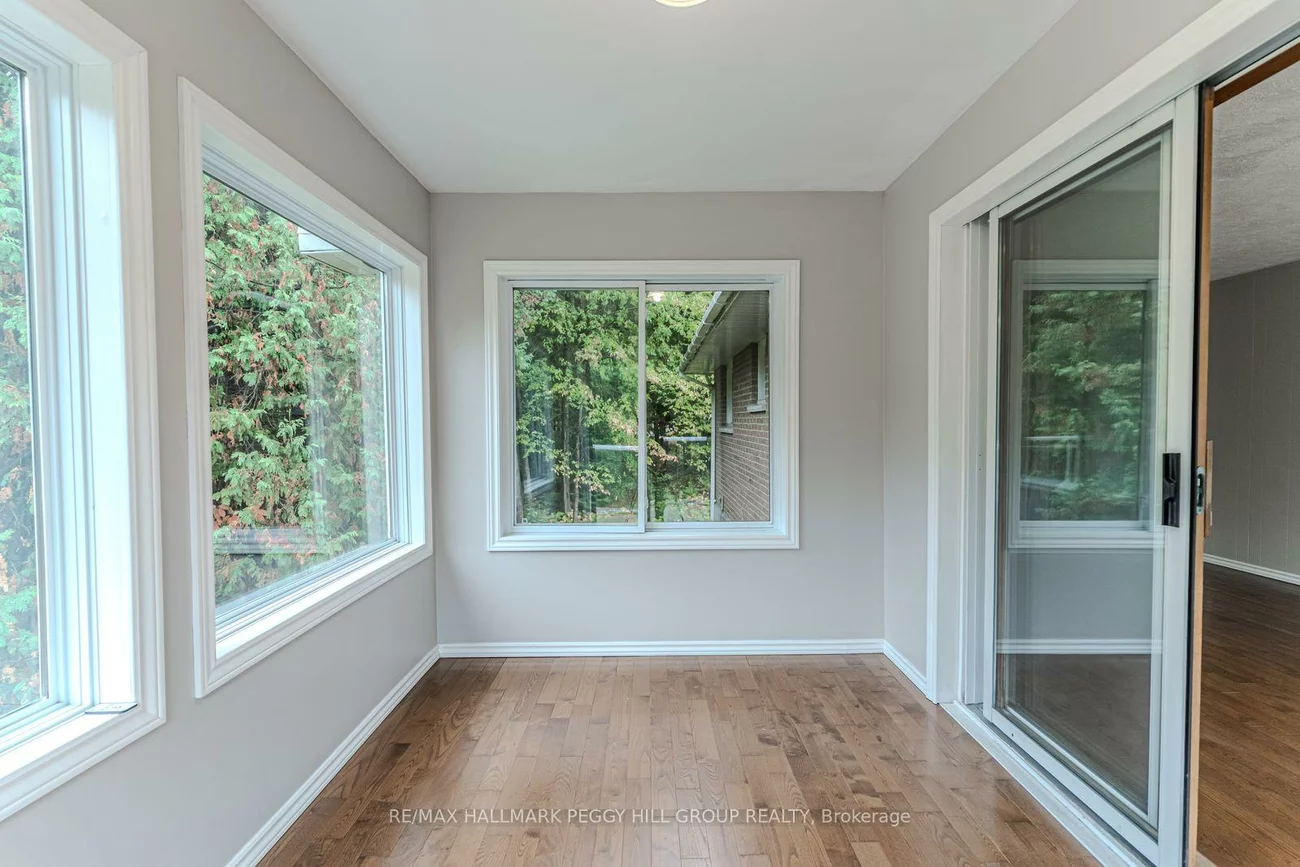 537, Huronia, 400 East, Barrie