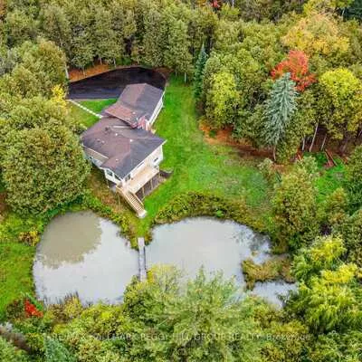 537, Huronia, 400 East, Barrie