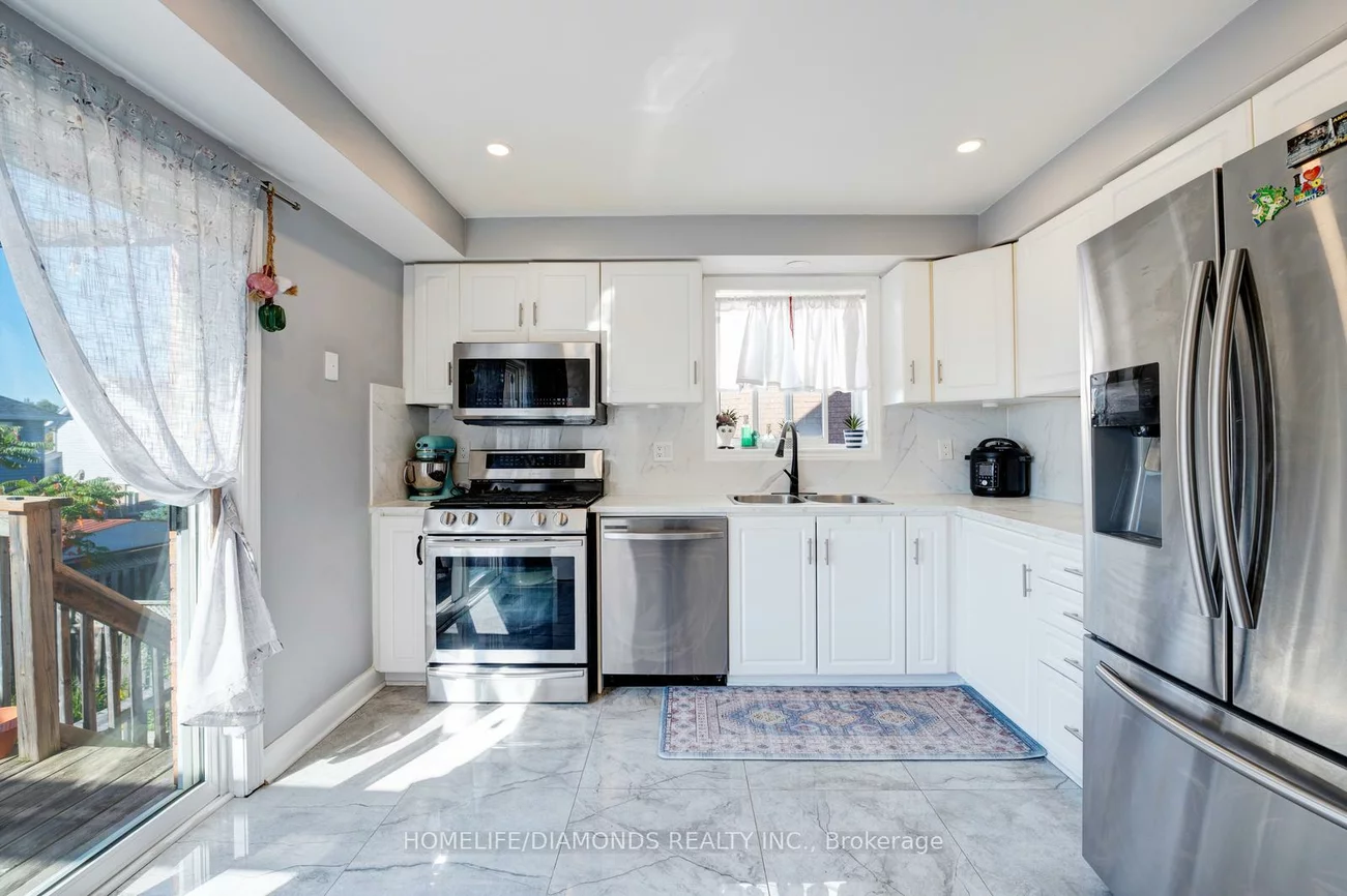 68, Heritage, Painswick South, Barrie