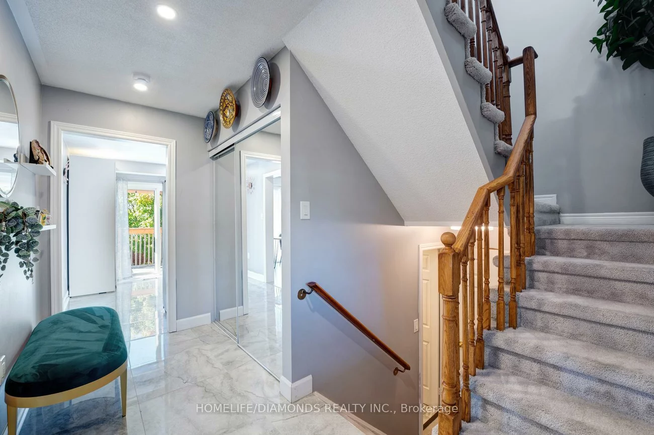 68, Heritage, Painswick South, Barrie