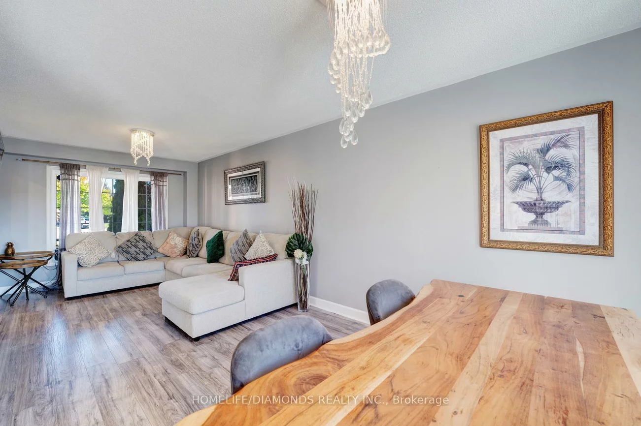 68, Heritage, Painswick South, Barrie