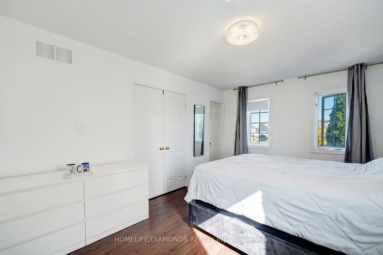 68, Heritage, Painswick South, Barrie